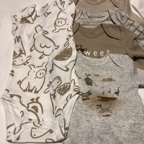 Carters long sleeve onesies package of 6. - Picture 1 of 3